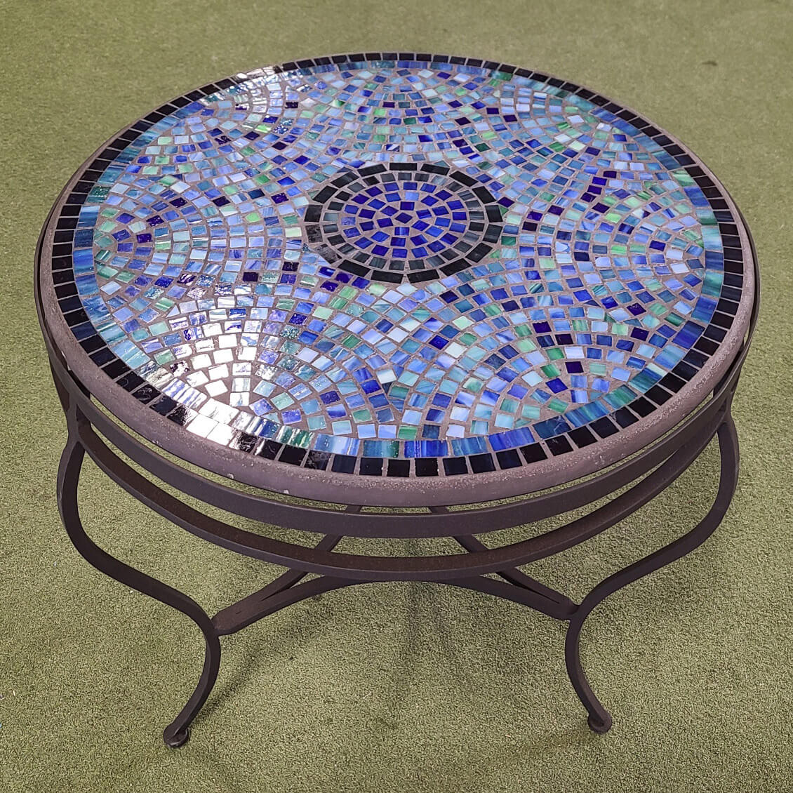 KNF-Nellie Olson Opal 24" Round Mosaic End Table Outdoor Furniture - Sunnyland Outdoor Patio ...